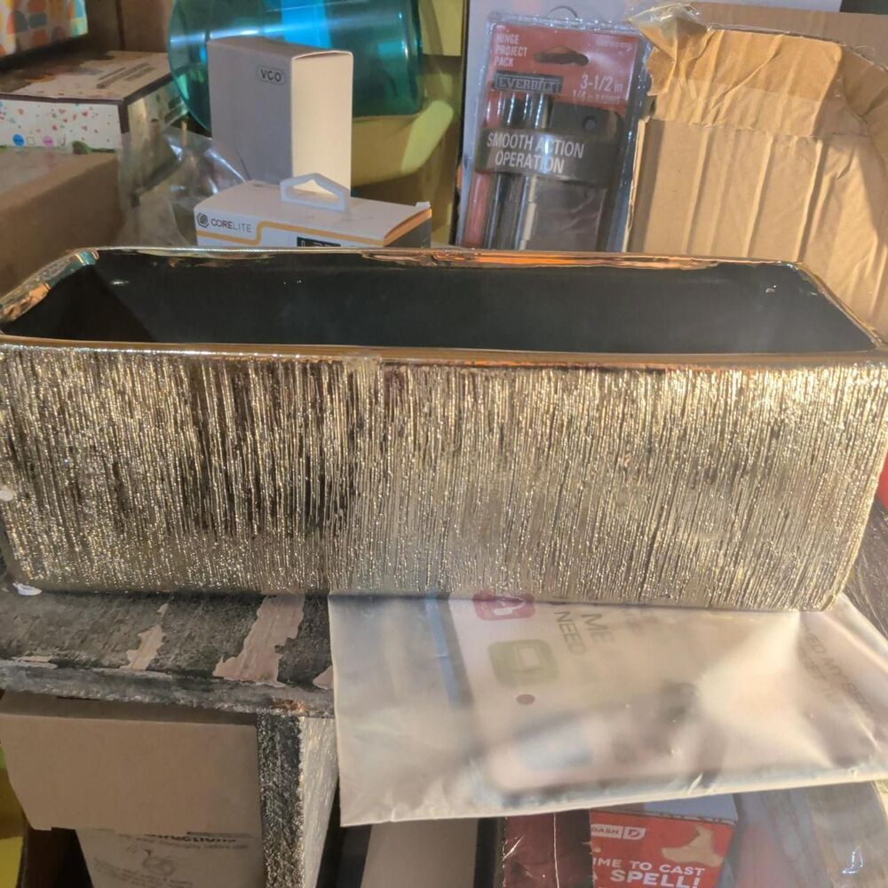 Silver and Gold Favours